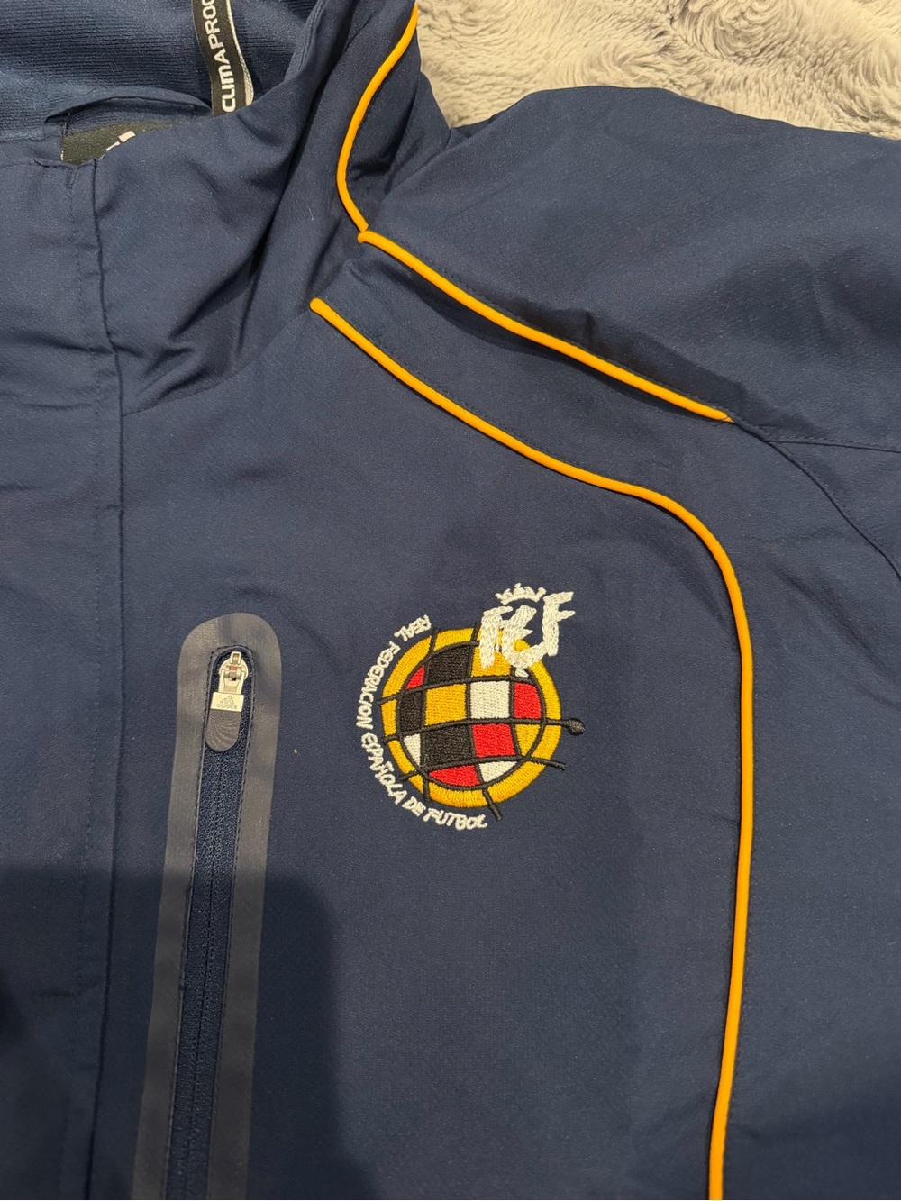 Vintage 2009 Adidas Spain RFEF All-Weather Storm Jacket Navy Blue - Picture 2 of 7